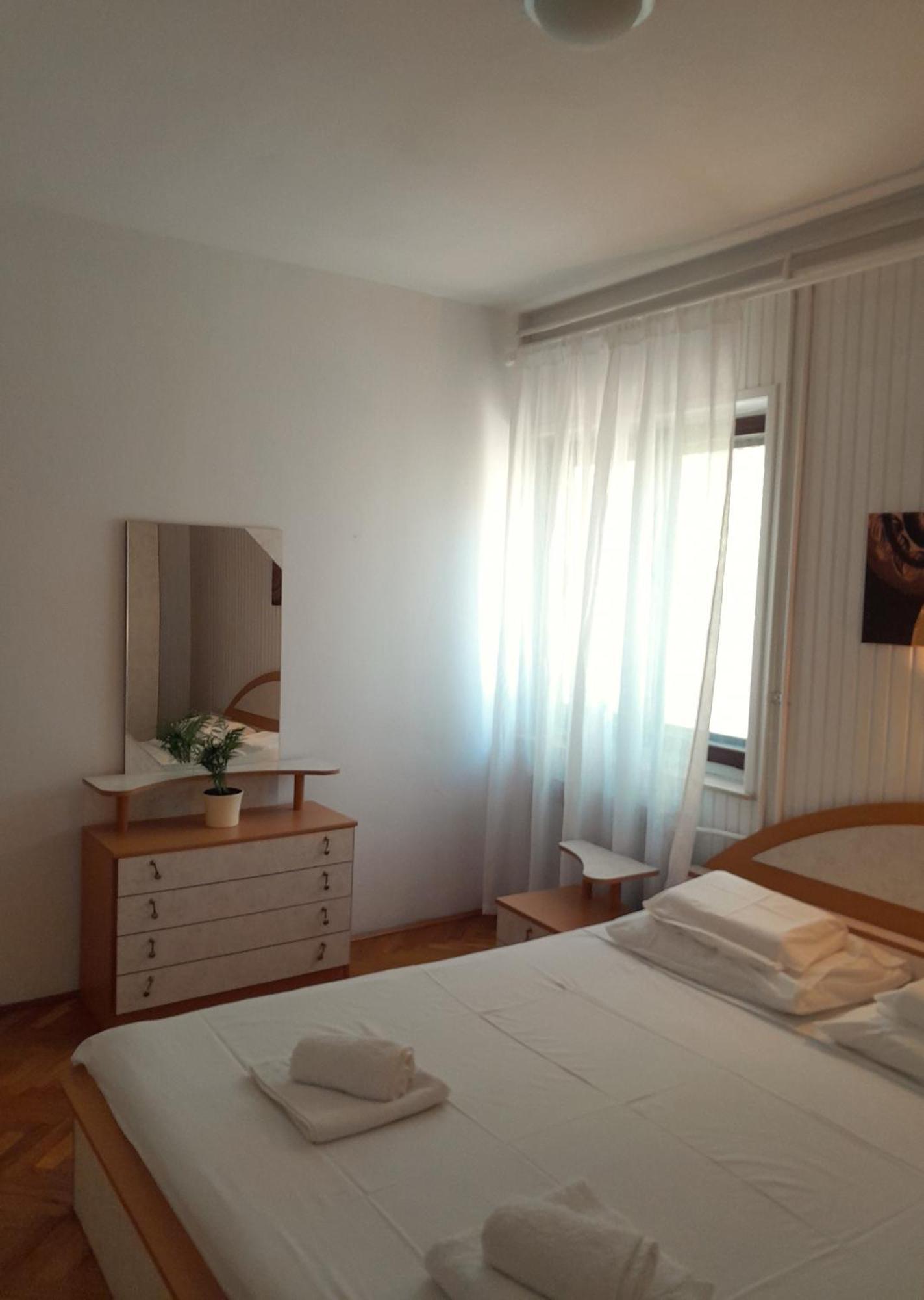 Rooms Biserka Baška Екстериор снимка